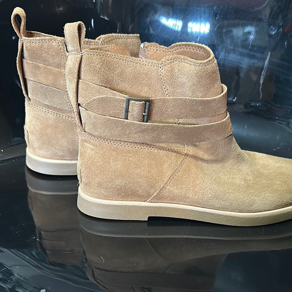 Tan Suede Ankle Ugg Boots with Straps. Brand new, never worn